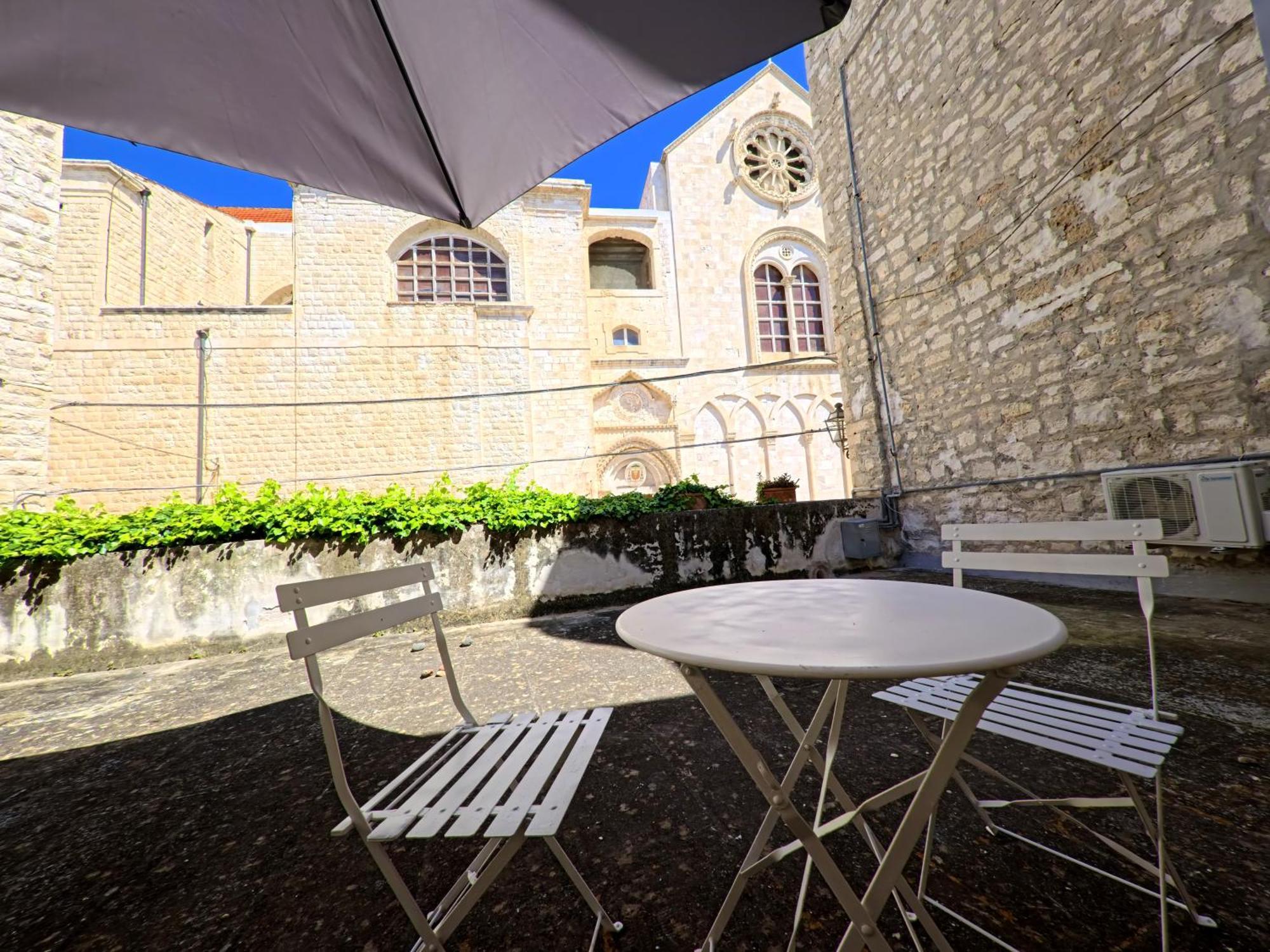 Palazzo Framarino Dei Malatesta - Noble Floor - XIV Century جيوفيناتسو المظهر الخارجي الصورة
