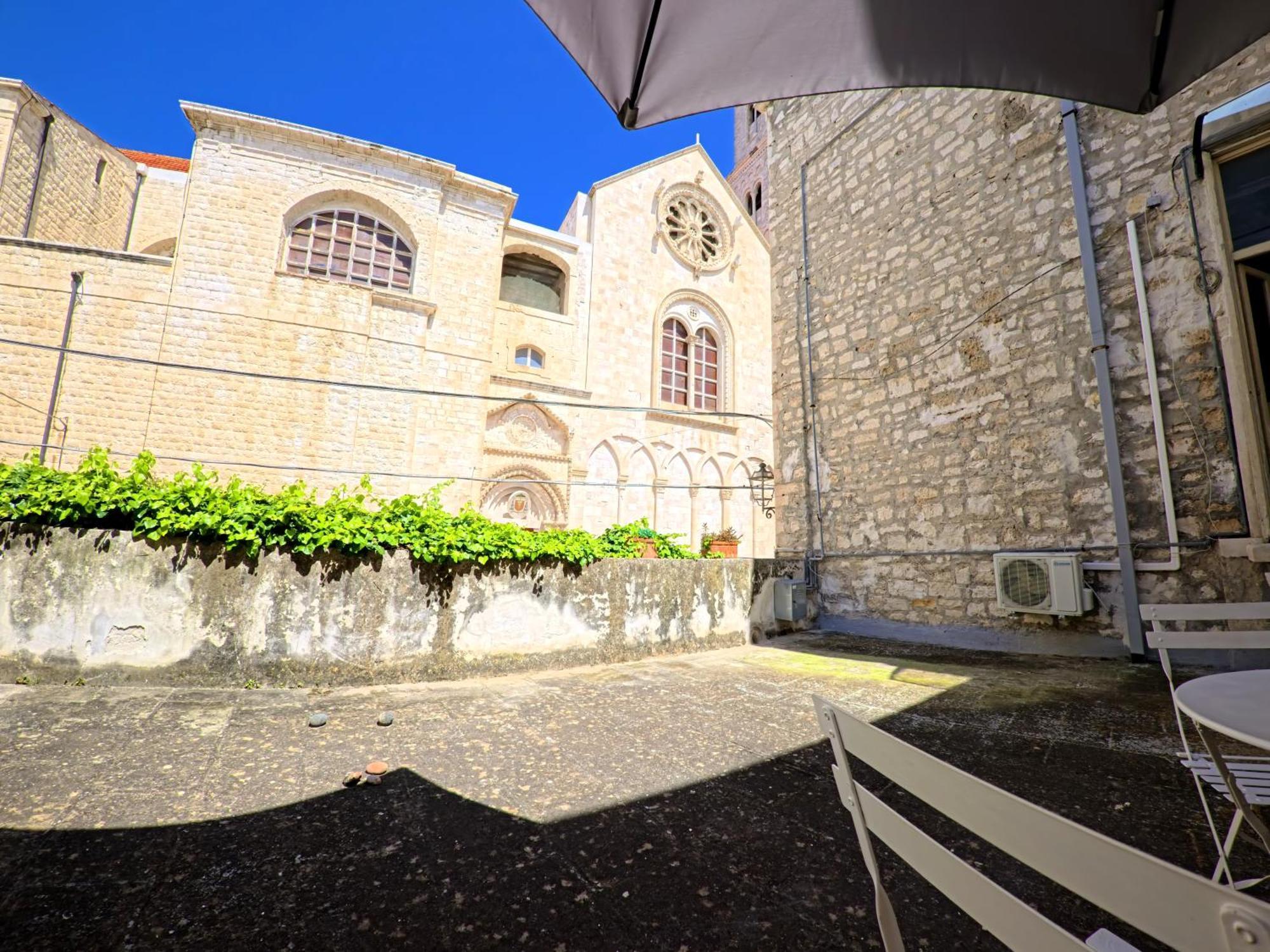 Palazzo Framarino Dei Malatesta - Noble Floor - XIV Century جيوفيناتسو المظهر الخارجي الصورة